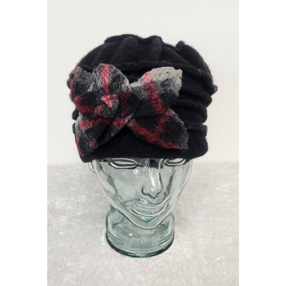Vintage LA FENICE Womens Pink & Gray w Red Flower Felted Wool Cloche Hat